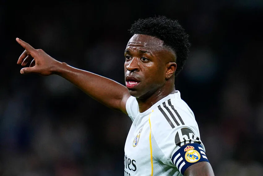 Real Madrid : Vinicius va bientôt dépasser Mbappé sur le plan salarial