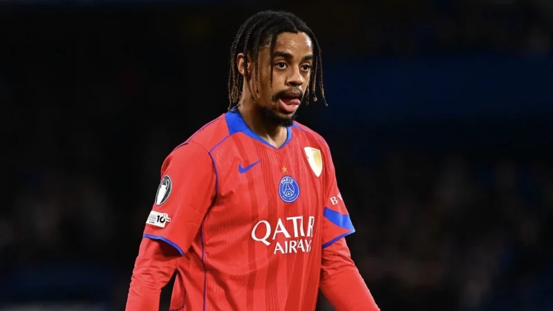 PSG – Bayern : Barcola sur le banc, Doué titulaire en attaque