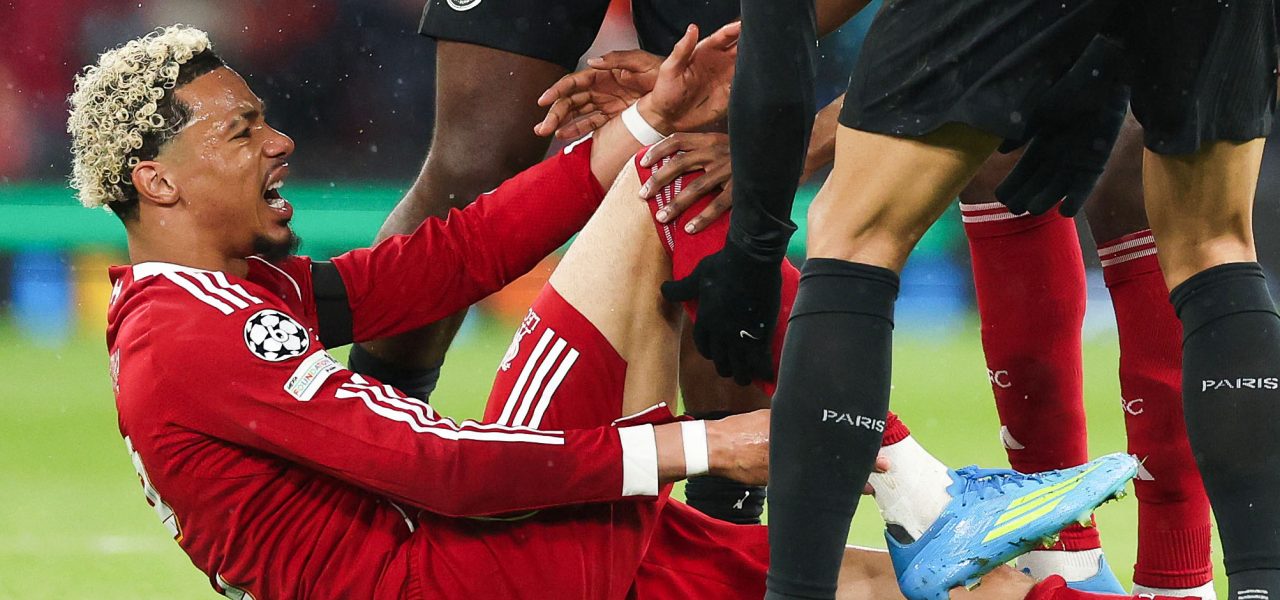 Ekitike sorti sur civière à Anfield : Mondial 2026 en danger