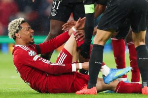 Ekitike sorti sur civière à Anfield : Mondial 2026 en danger